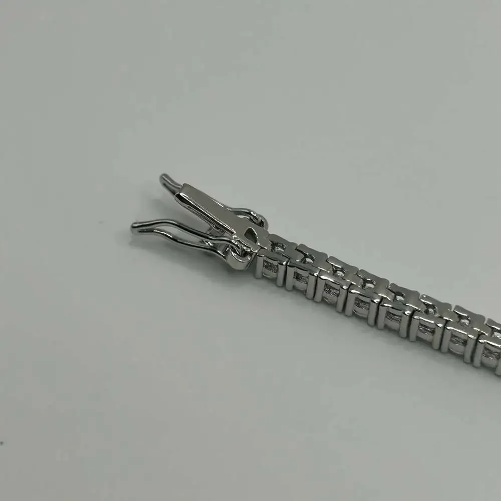 Moissanite Tennis Bracelet Silver 3mm 8 Inch Brand New VVS1 Crazy Shine No Pass